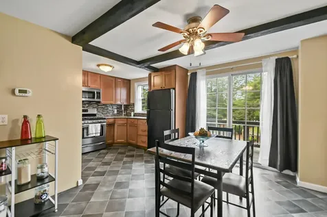 79 Cannongate Road Nashua NH 03063