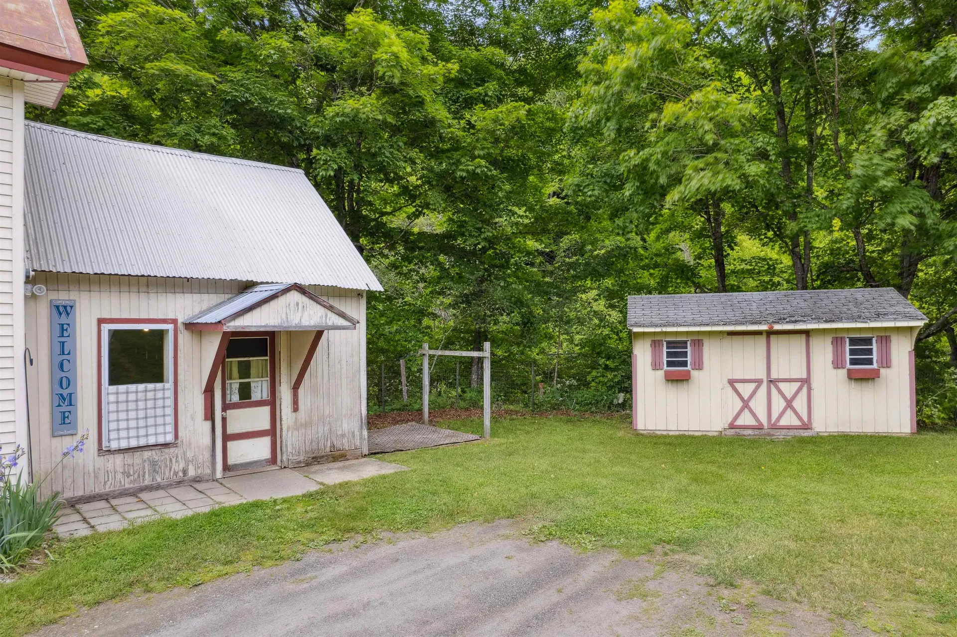46 Upper Village Road Chelsea VT 05038