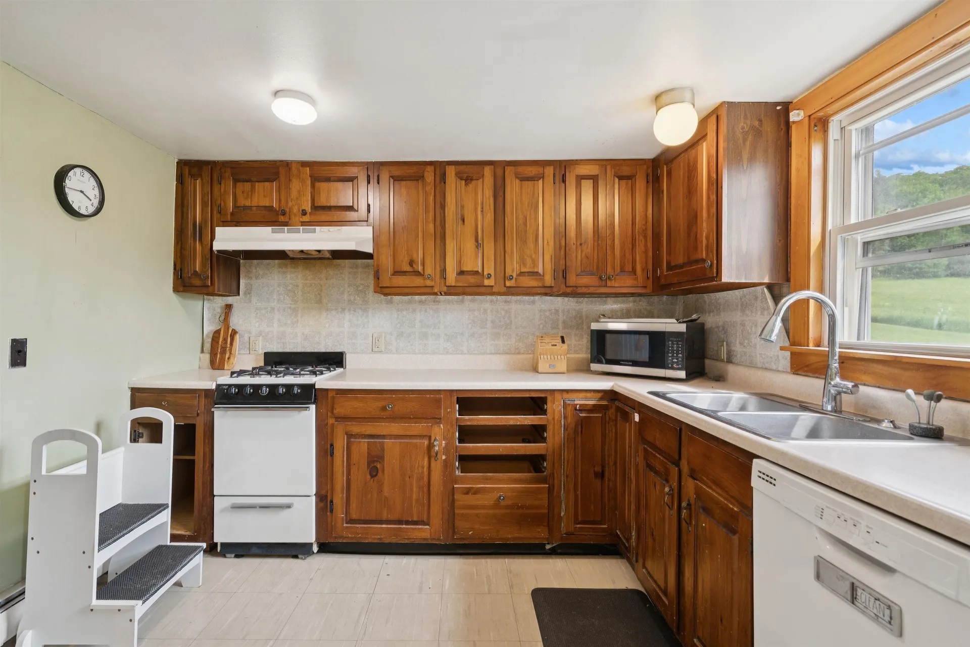 46 Upper Village Road Chelsea VT 05038