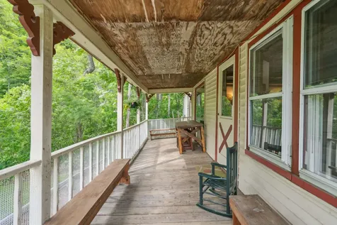 46 Upper Village Road Chelsea VT 05038