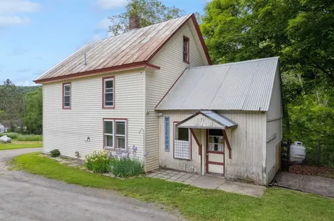 46 Upper Village Road Chelsea VT 05038