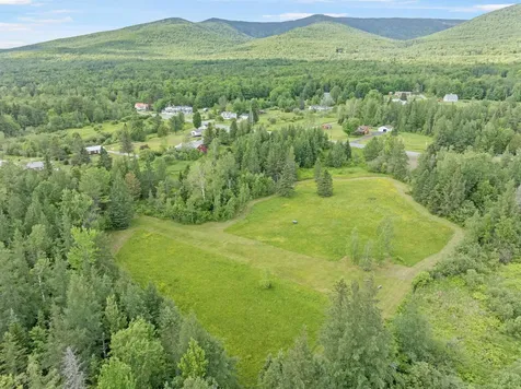 35 Cedric Road Jefferson NH 03583