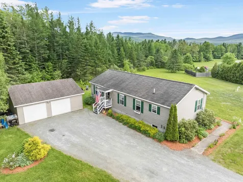 35 Cedric Road Jefferson NH 03583