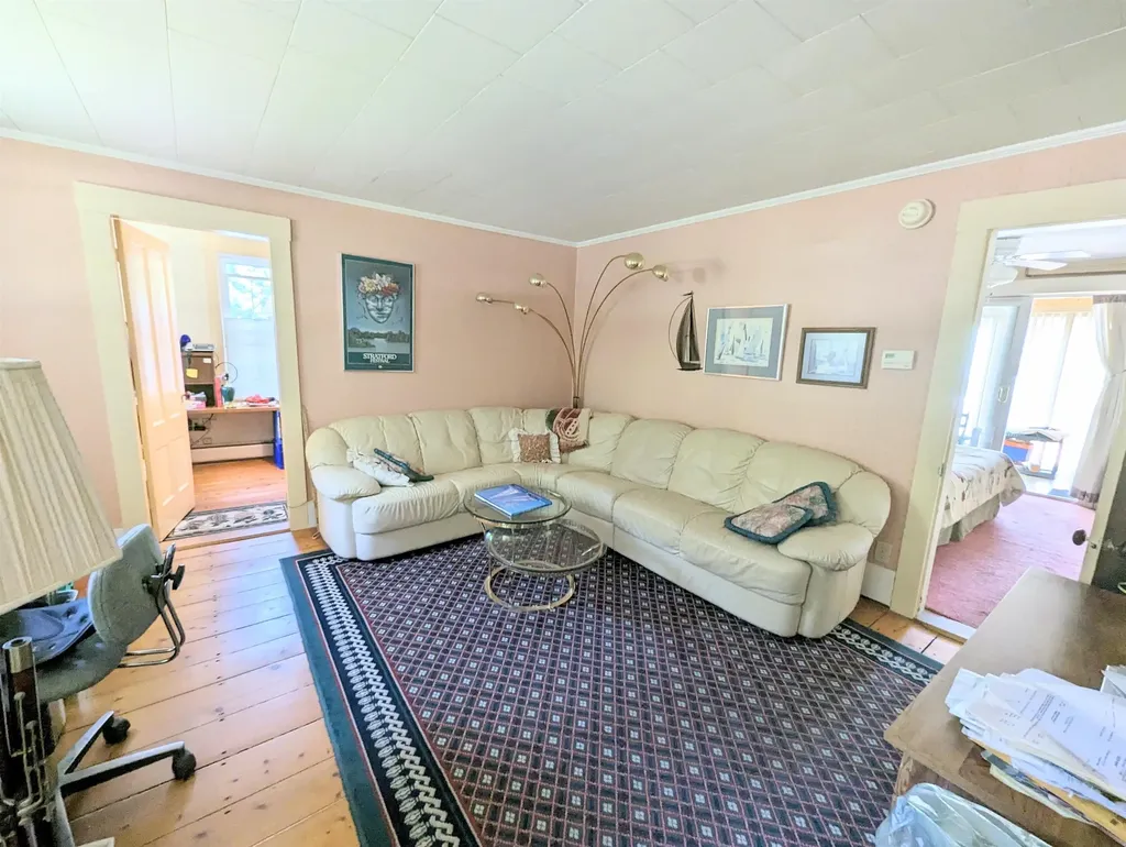 1573 Us Route 5 South Barnet VT 05821