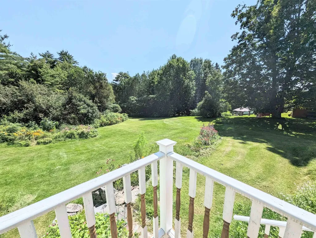 1573 Us Route 5 South Barnet VT 05821