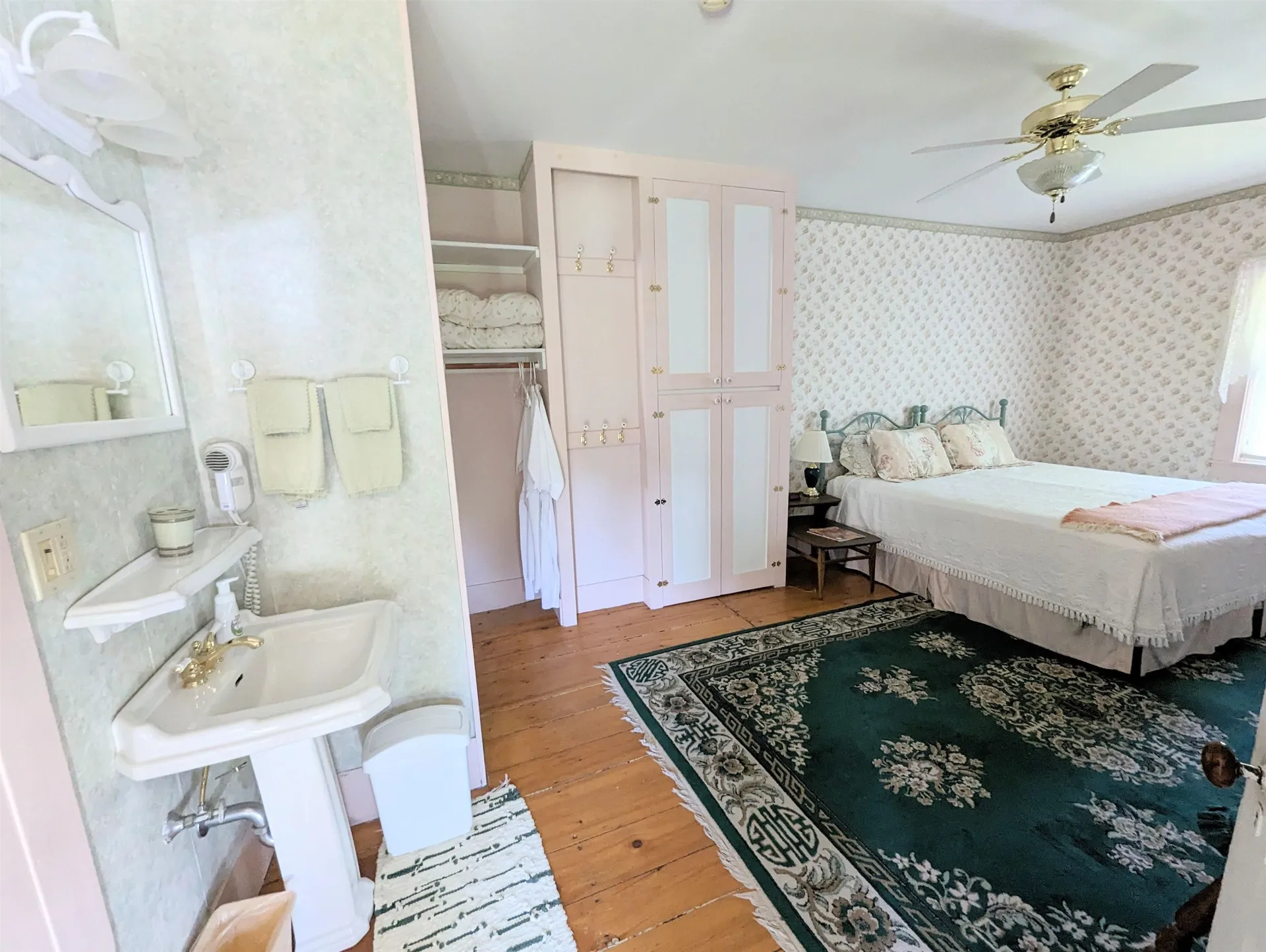 1573 Us Route 5 South Barnet VT 05821