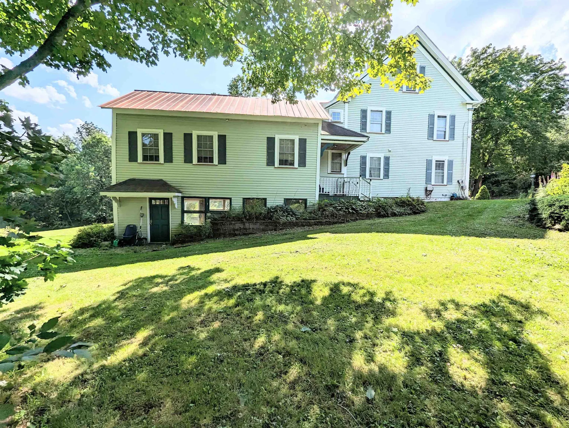 1573 Us Route 5 South Barnet VT 05821