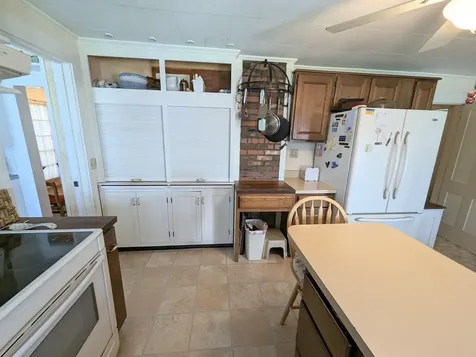 1573 Us Route 5 South Barnet VT 05821