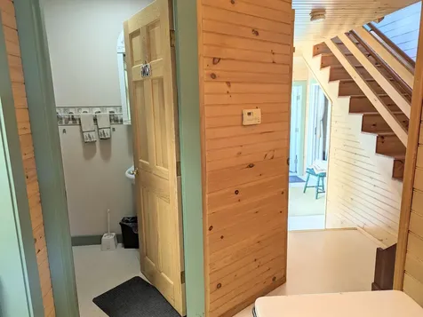 1573 Us Route 5 South Barnet VT 05821