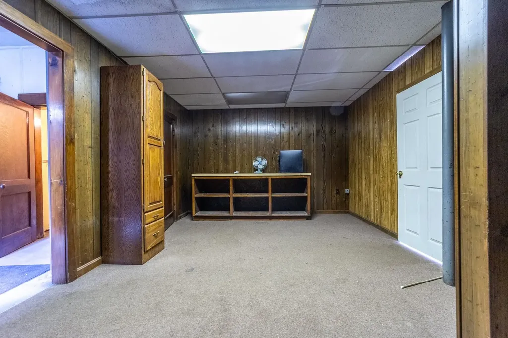 17 E Bow Street Franklin NH 03235