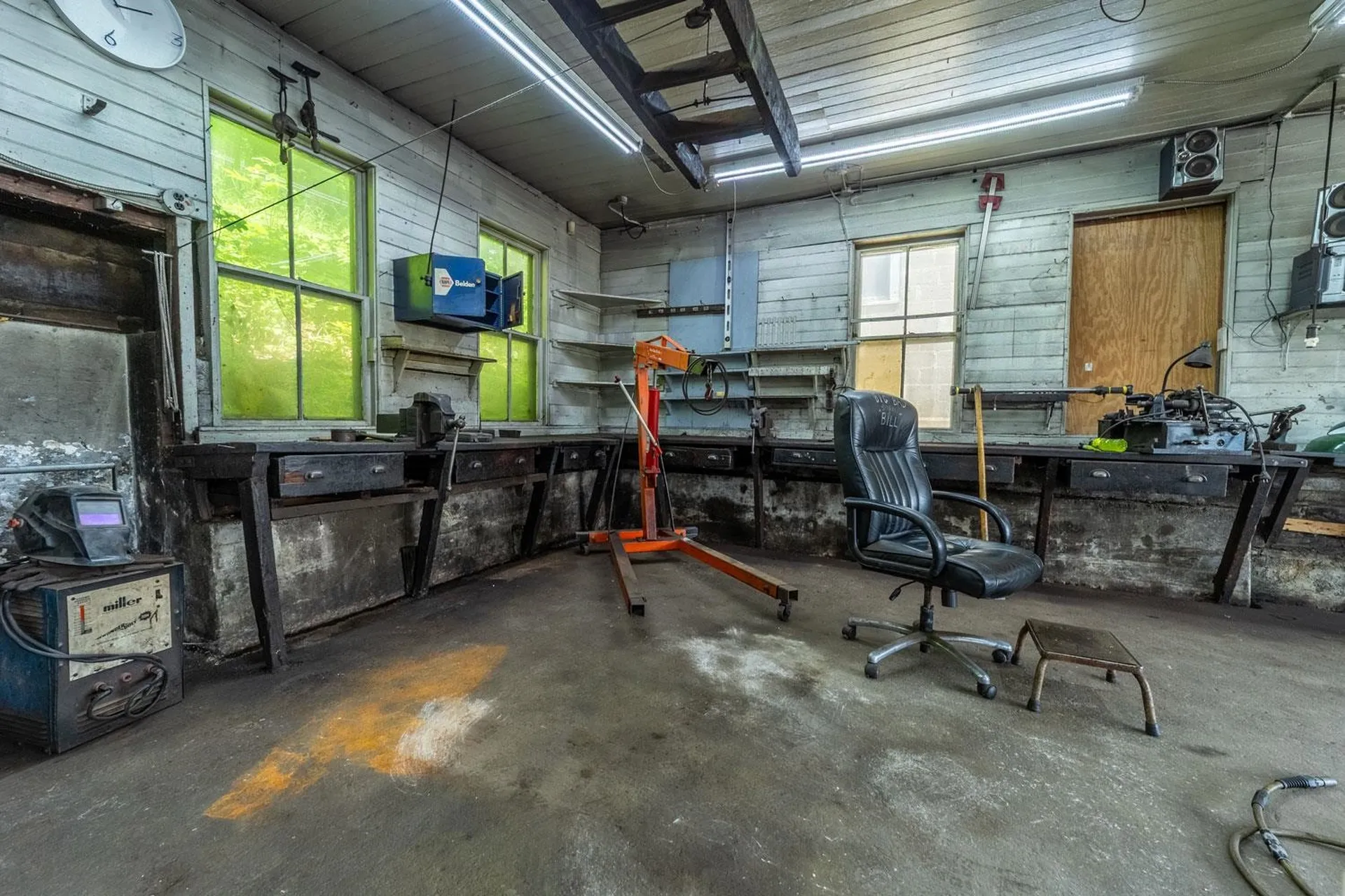 17 E Bow Street Franklin NH 03235