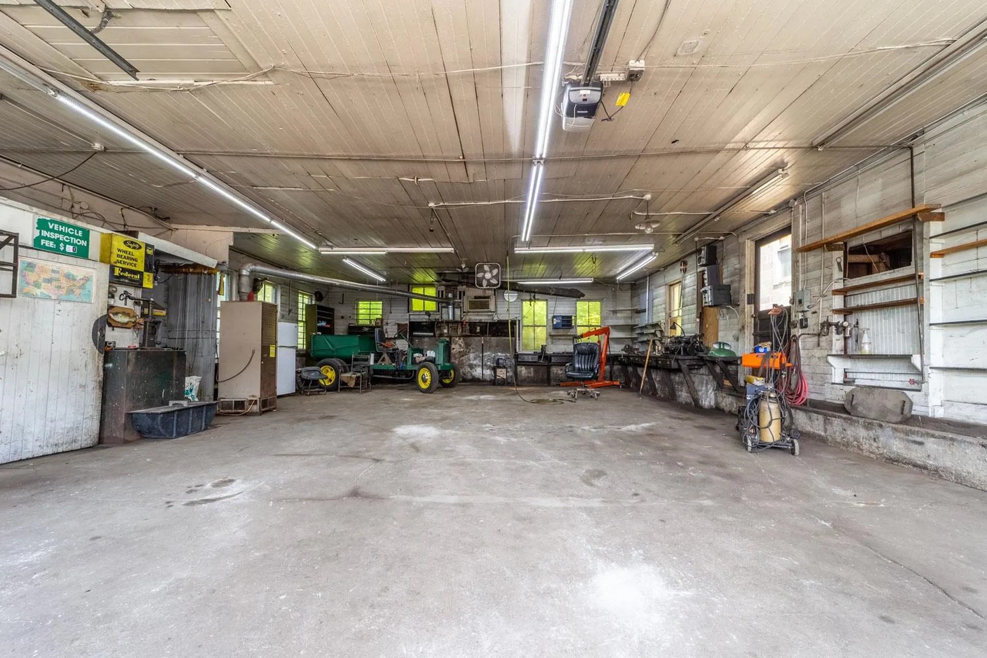 17 E Bow Street Franklin NH 03235