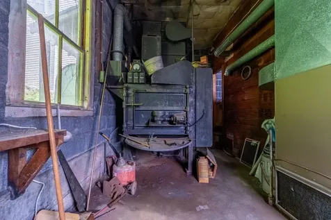 17 E Bow Street Franklin NH 03235