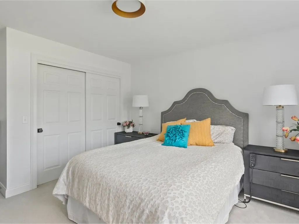 27 Weeping Willow Lane South Burlington VT 05403
