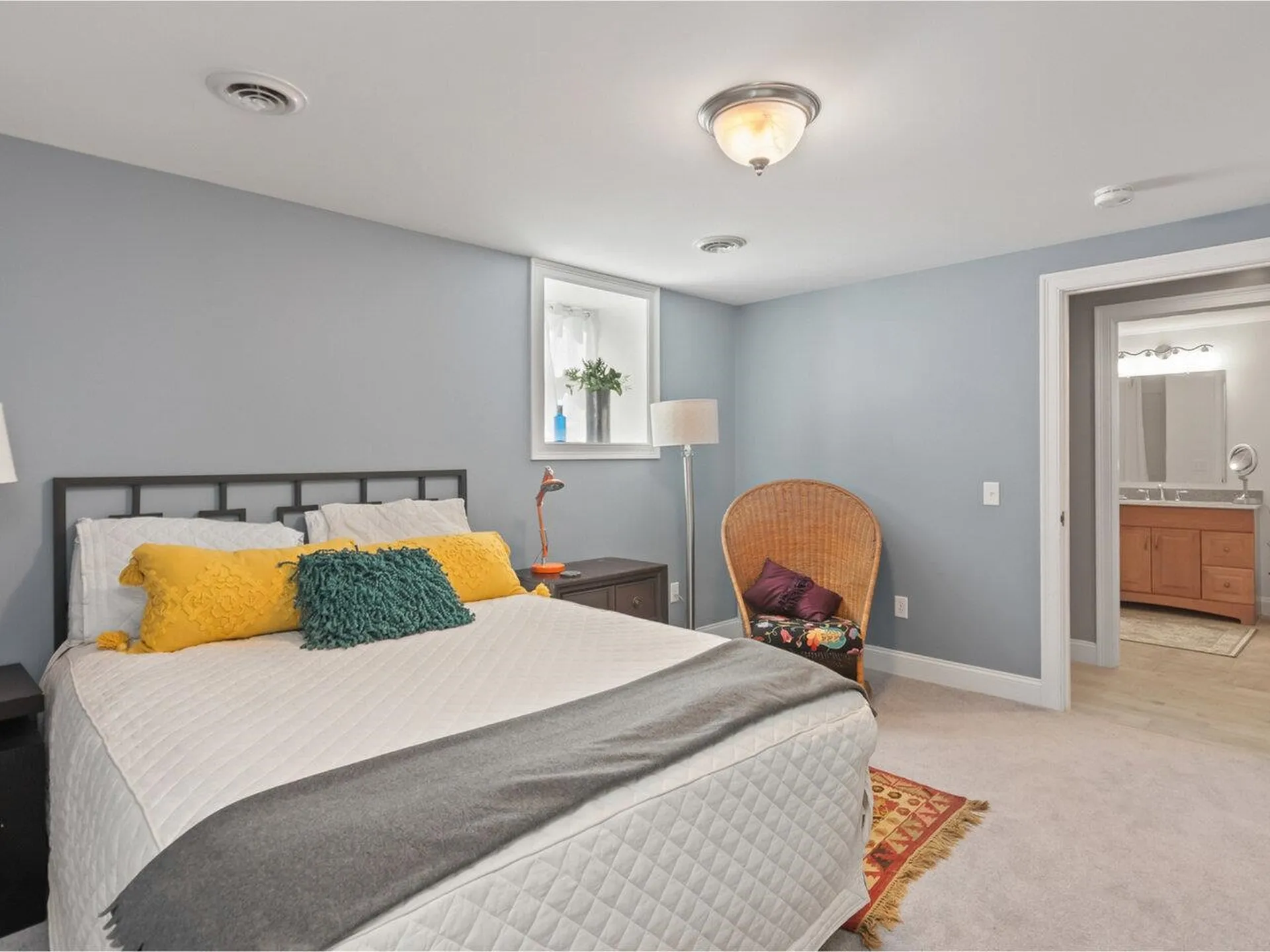 27 Weeping Willow Lane South Burlington VT 05403