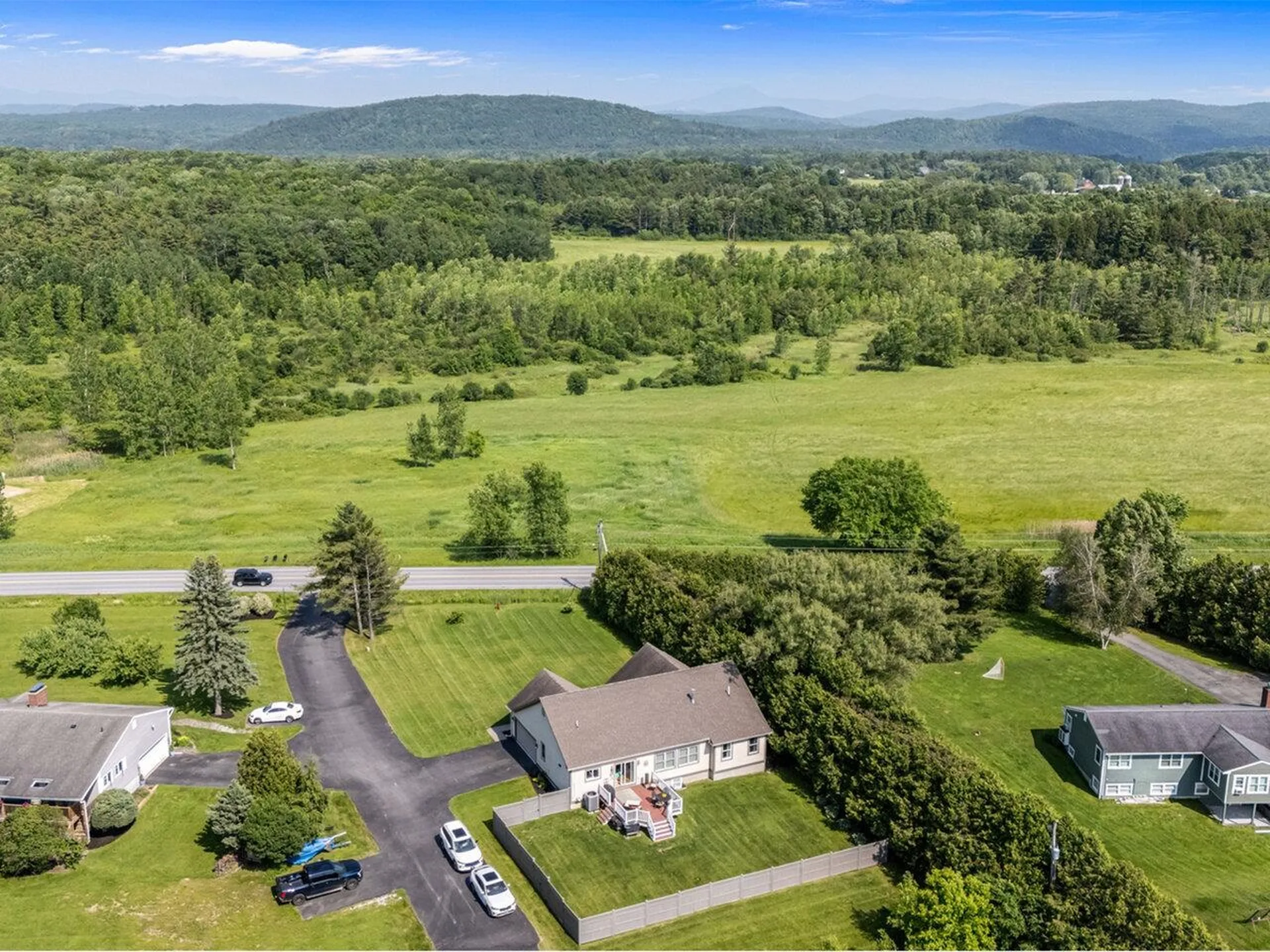 27 Weeping Willow Lane South Burlington VT 05403