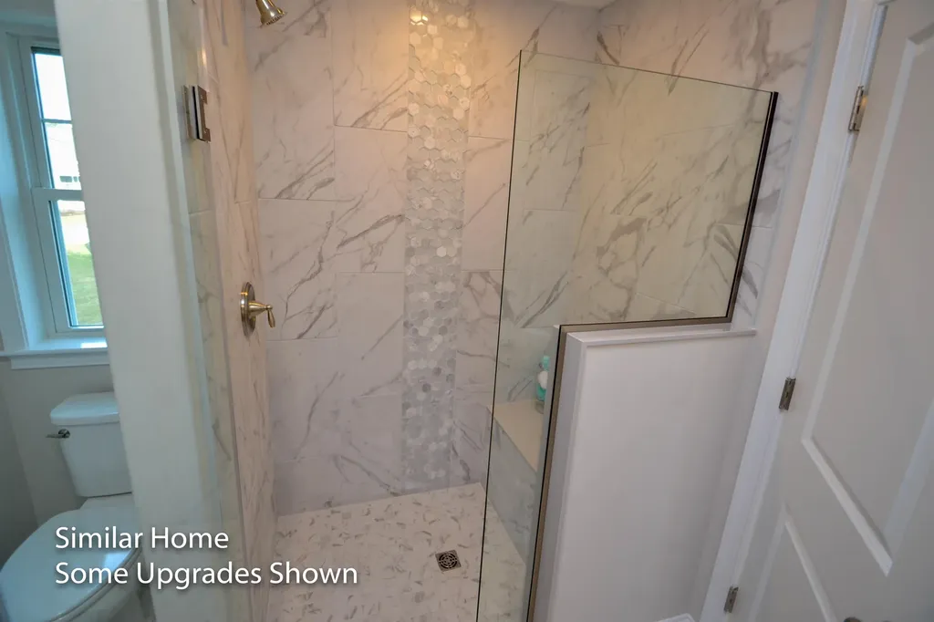 26 Edgewater Way Brentwood NH 03833