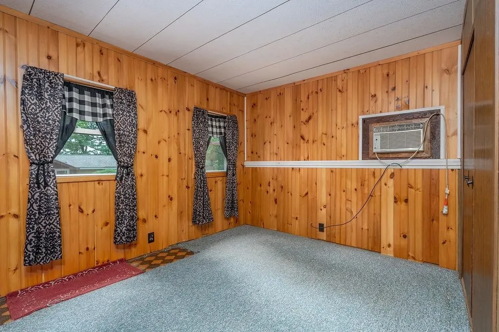 3 Spruce Cove Road Northwood NH 03261