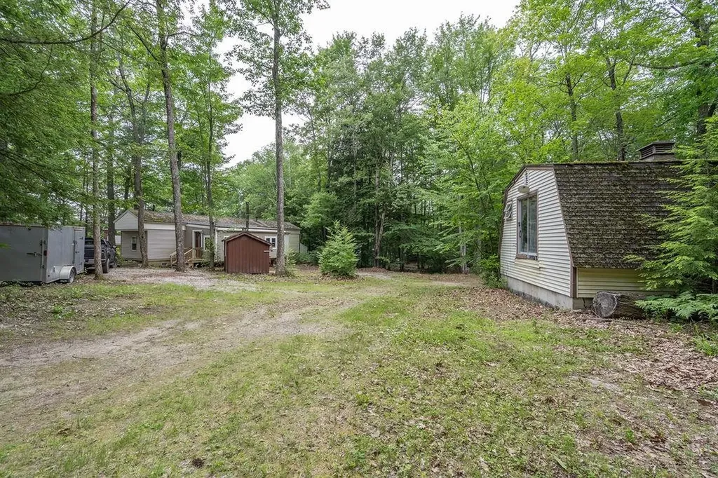 3 Spruce Cove Road Northwood NH 03261