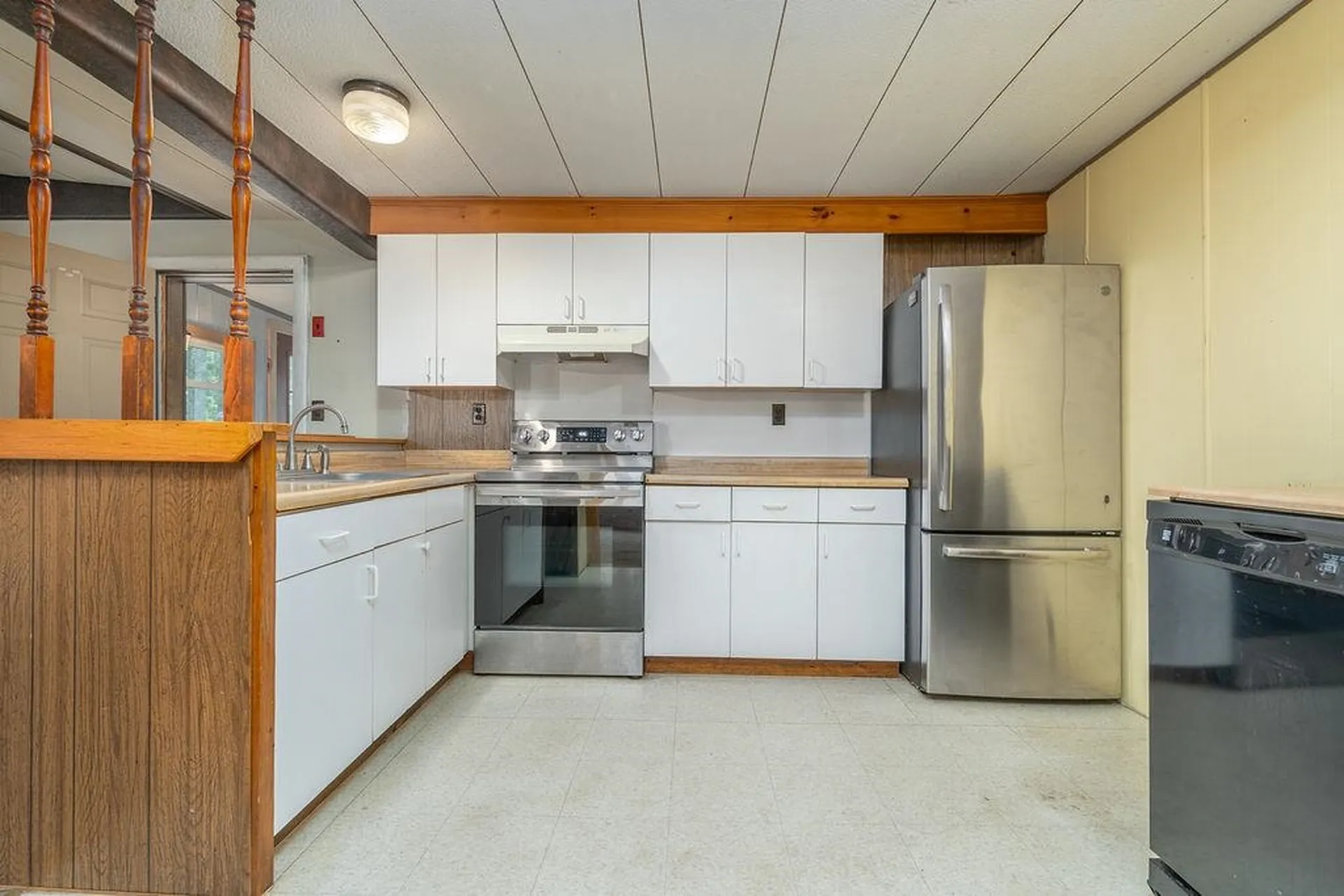 3 Spruce Cove Road Northwood NH 03261