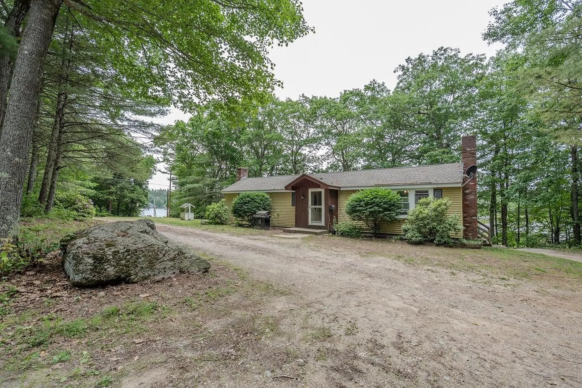 3 Spruce Cove Road Northwood NH 03261