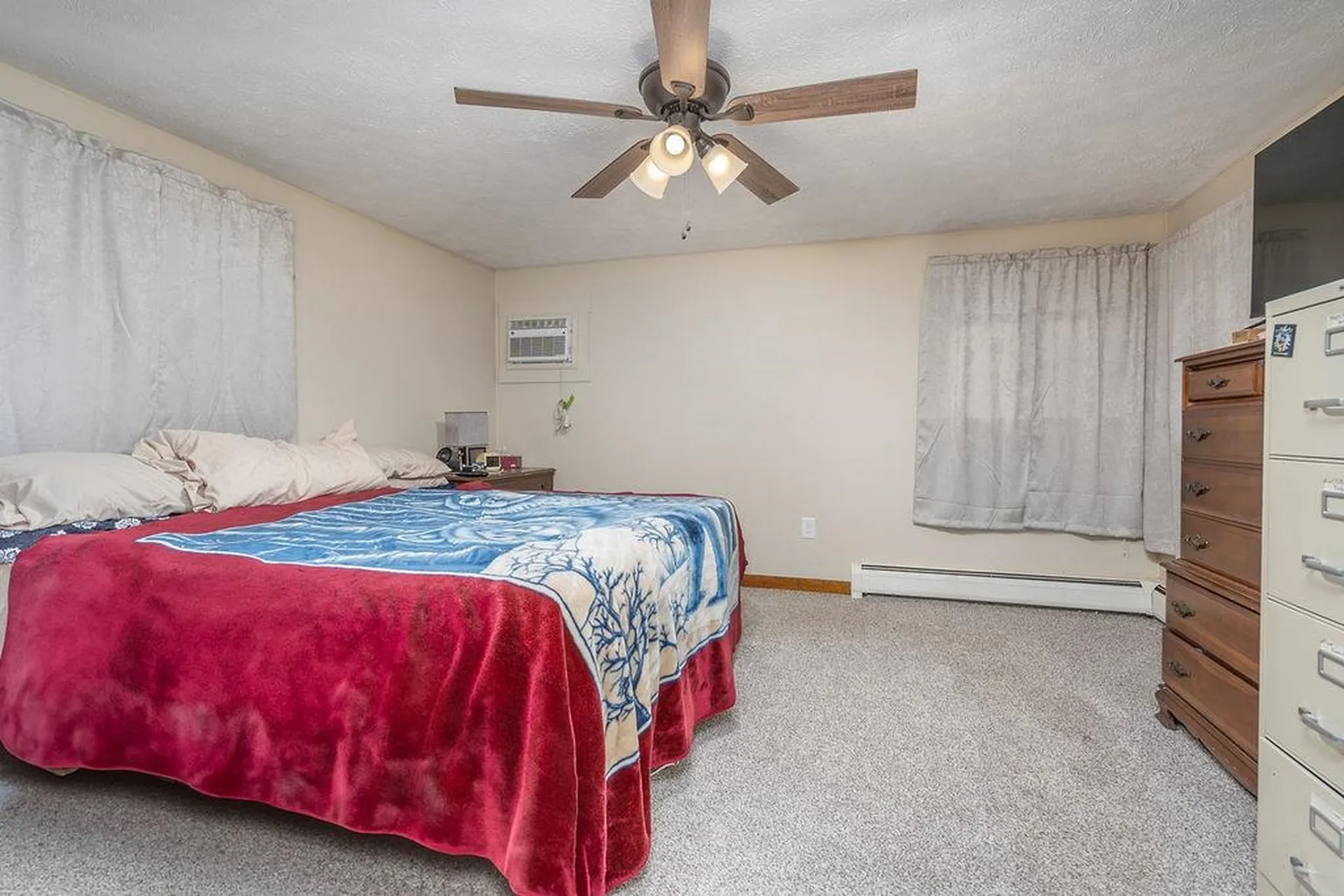 3 Spruce Cove Road Northwood NH 03261