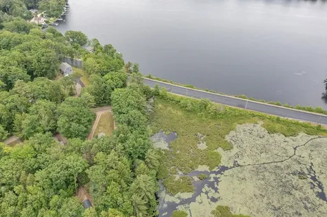 3 Spruce Cove Road Northwood NH 03261