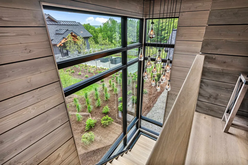 1084 Wade Pasture Road Stowe VT 05672