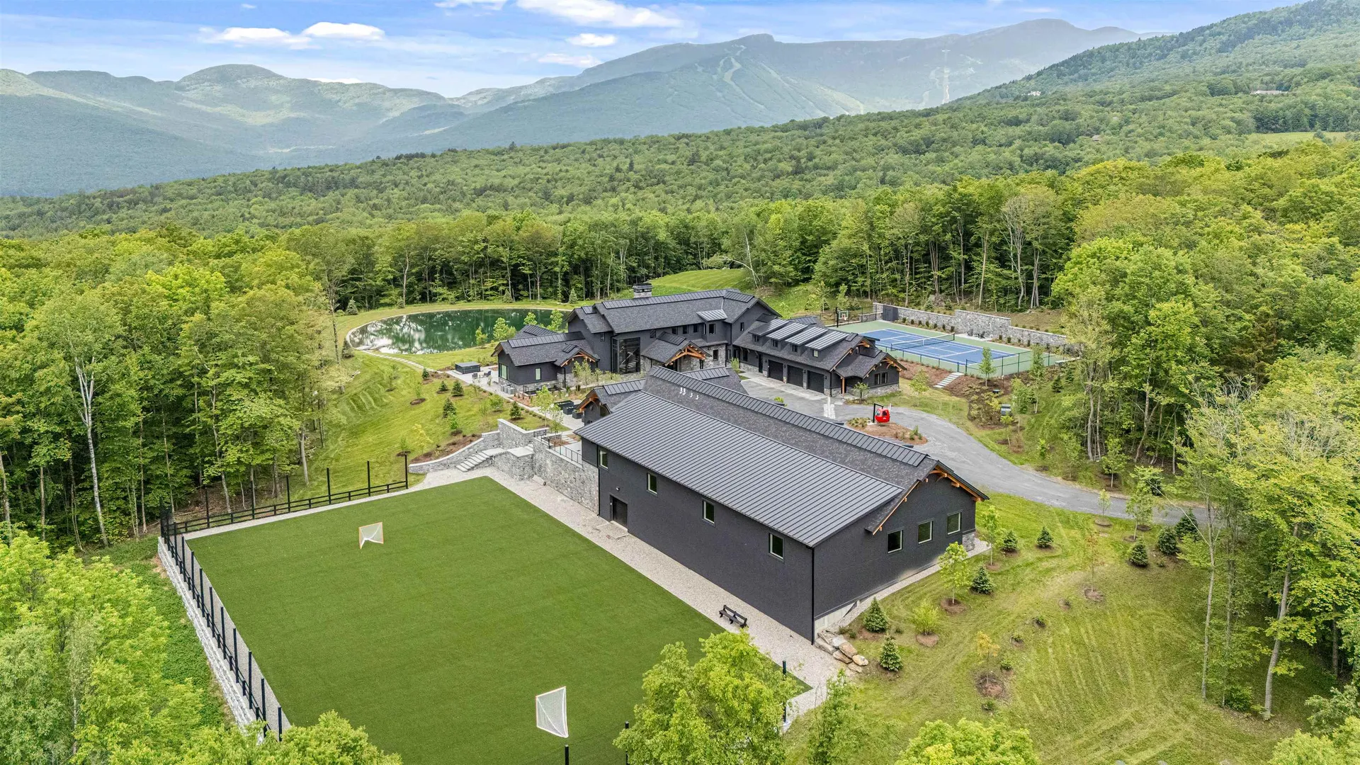 1084 Wade Pasture Road Stowe VT 05672