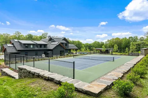 1084 Wade Pasture Road Stowe VT 05672