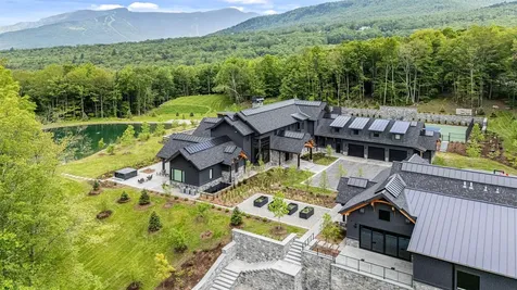 1084 Wade Pasture Road Stowe VT 05672