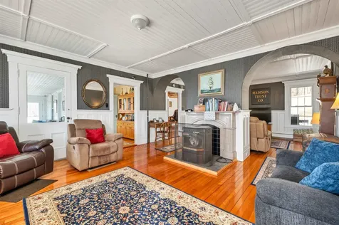 959 Presidential Highway Jefferson NH 03583