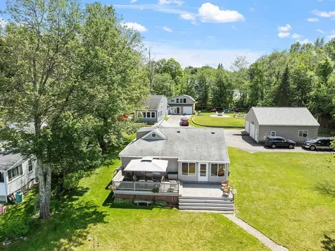 4 Shore Drive Hampstead NH 03841