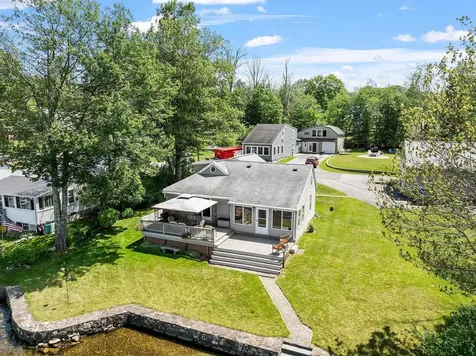 4 Shore Drive Hampstead NH 03841