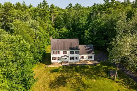 23 Stone Farm Road Barrington NH 03825