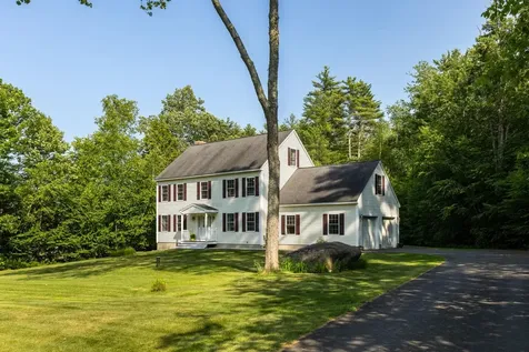 23 Stone Farm Road Barrington NH 03825