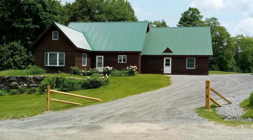 195 Beacon Hill Road Morristown VT 05661