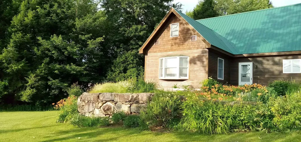 195 Beacon Hill Road Morristown VT 05661