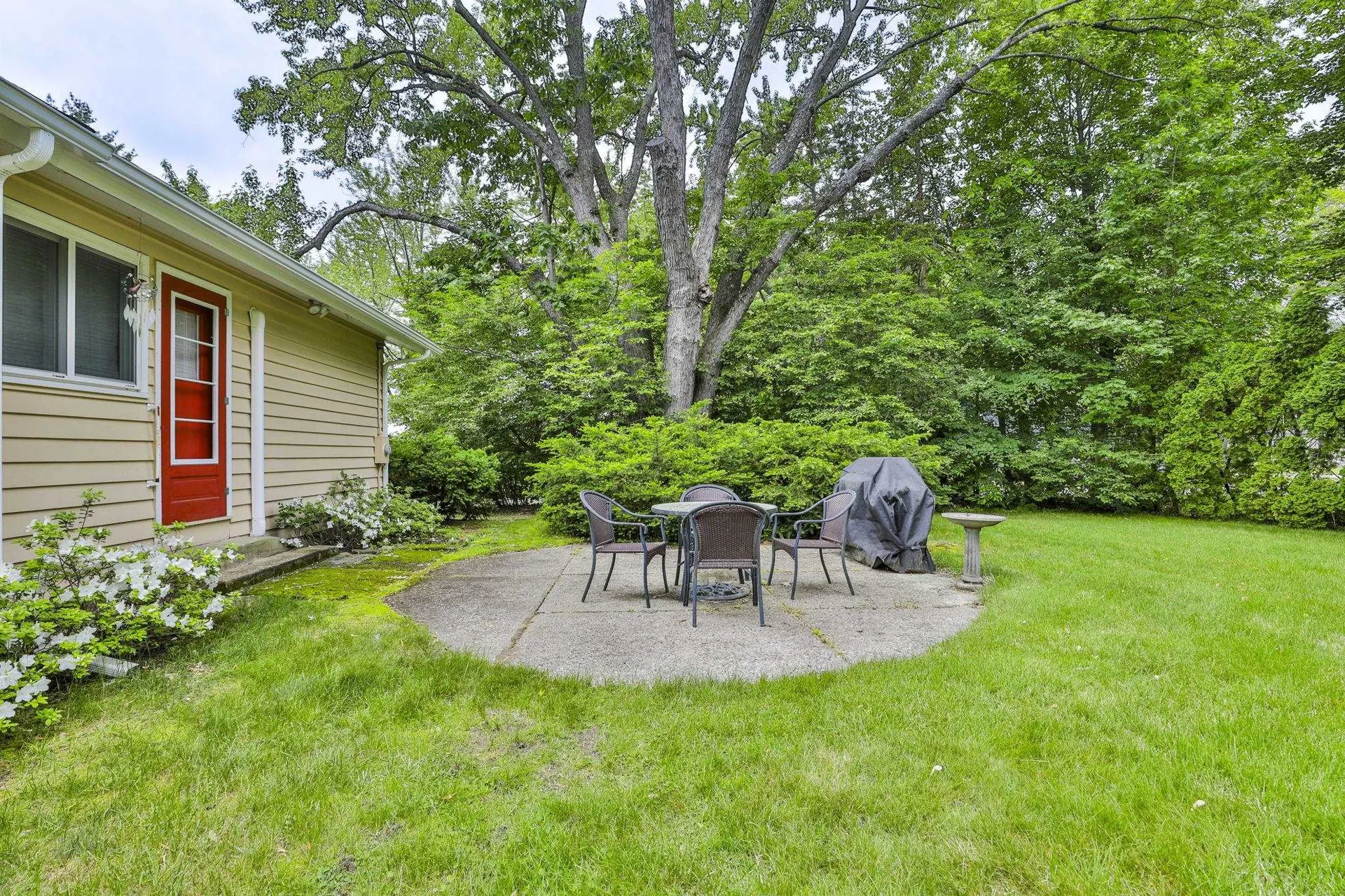 190 N Acres Road Manchester NH 03104