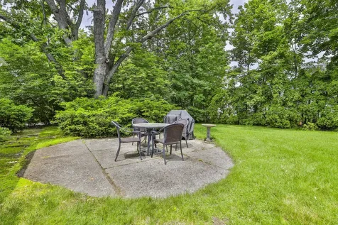 190 N Acres Road Manchester NH 03104