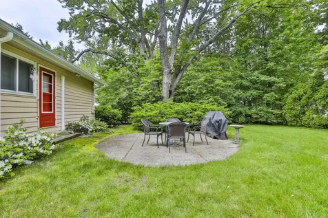 190 N Acres Road Manchester NH 03104