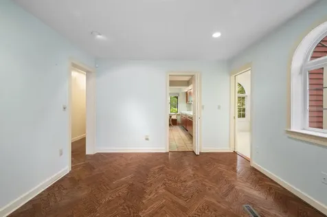 60 Peninsula Drive Stratham NH 03885