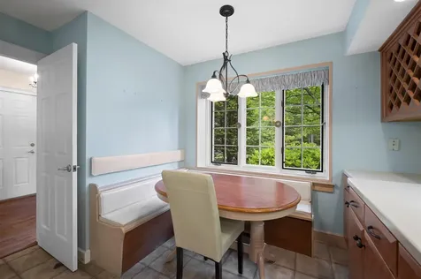 60 Peninsula Drive Stratham NH 03885