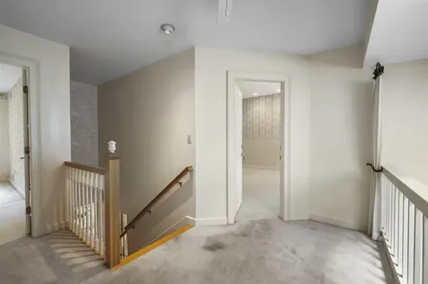 60 Peninsula Drive Stratham NH 03885