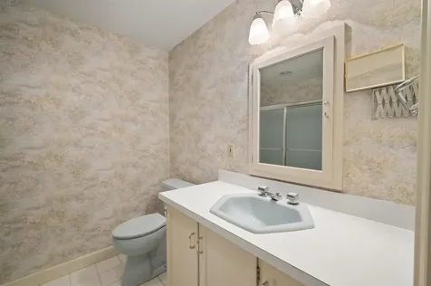 60 Peninsula Drive Stratham NH 03885