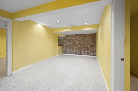 60 Peninsula Drive Stratham NH 03885