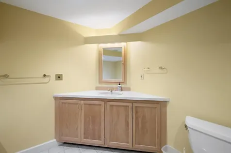 60 Peninsula Drive Stratham NH 03885