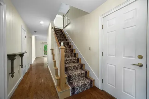 60 Peninsula Drive Stratham NH 03885