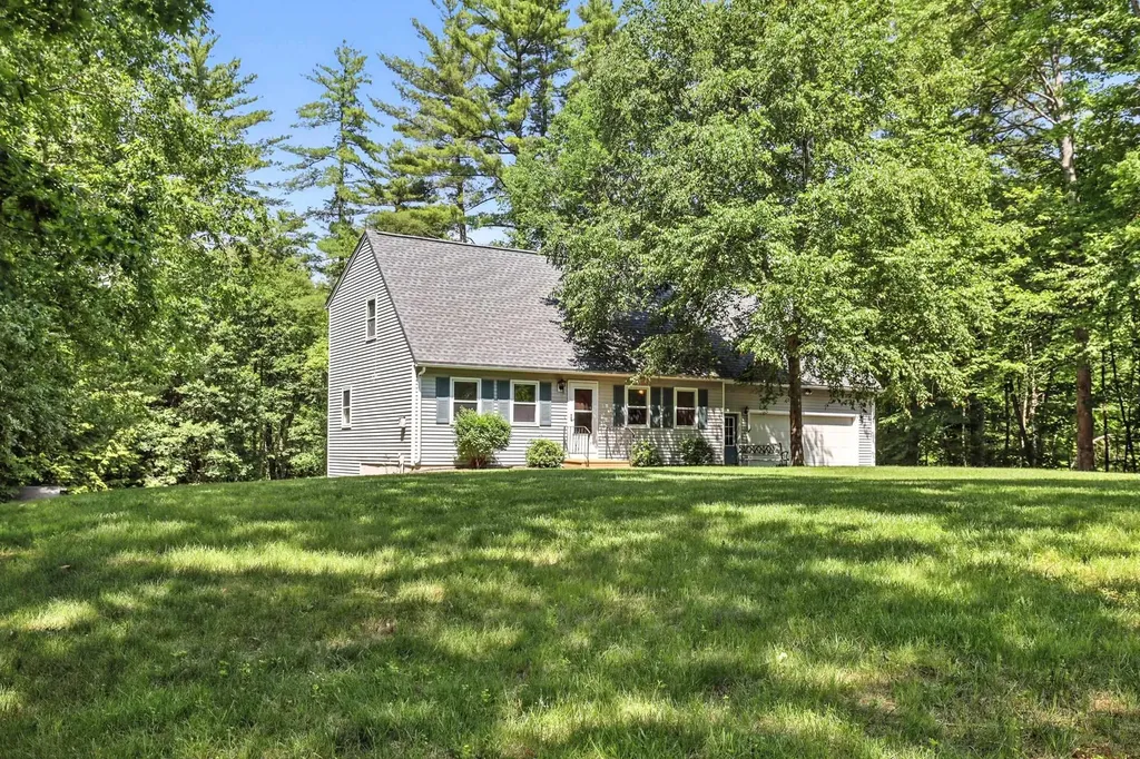 20 Edward Drive Concord NH 03301