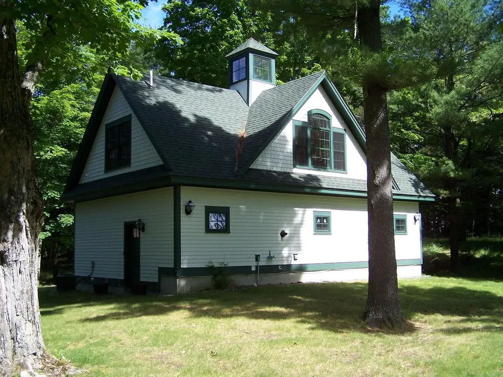 167 Long Island Road Moultonborough NH 03254